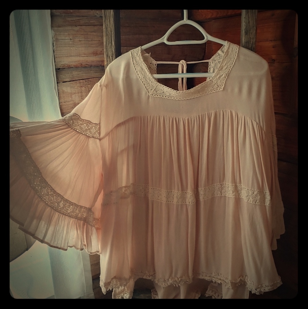 Soft pink and lace flowy top